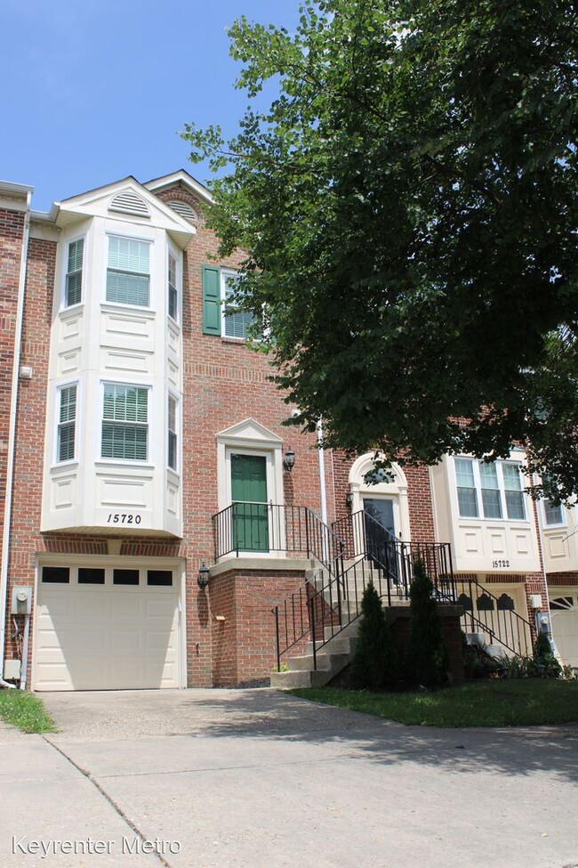 Foto del edificio - 3 br, 3 bath House - 15720 Erwin Court