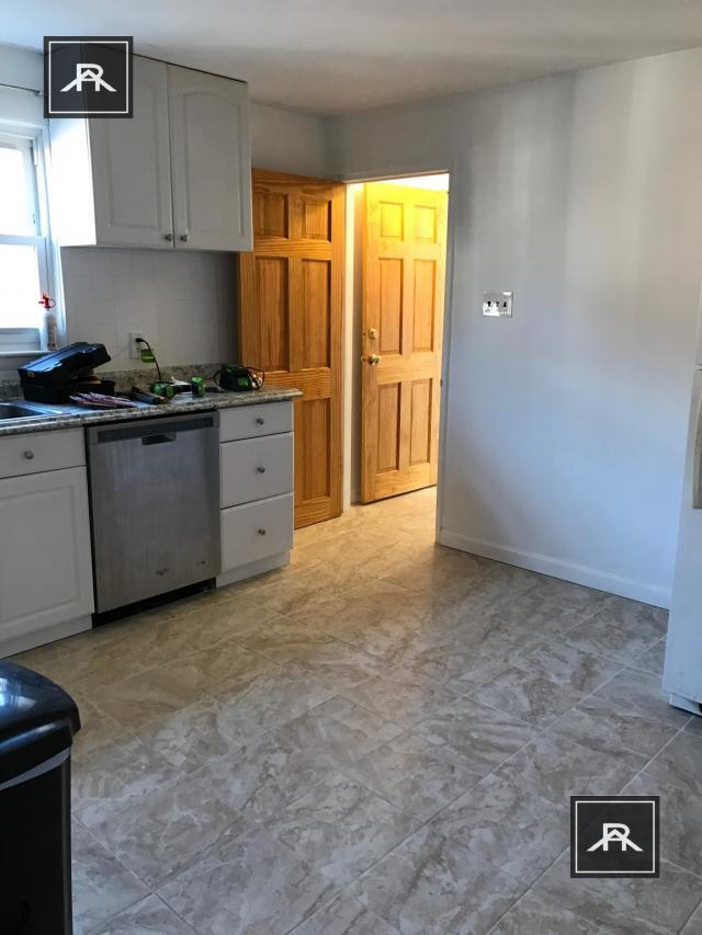 Foto del edificio - 3 bedroom in Brighton MA 02135