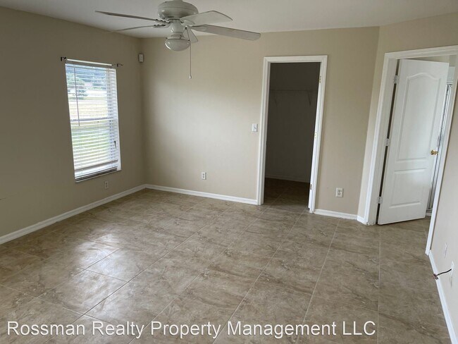 Building Photo - 3 br, 2 bath House - 1221 NW 25th Place