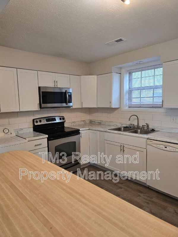 Foto principal - 2514 Ousdahl Rd