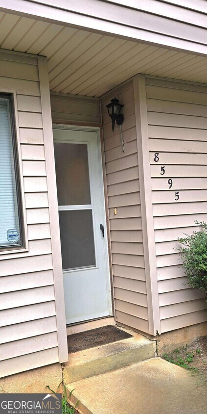 Primary Photo - 8595 Parkside Dr
