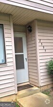 Building Photo - 8595 Parkside Dr