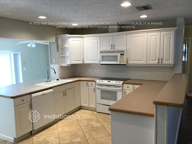 Foto del edificio - 838 Birdie Way