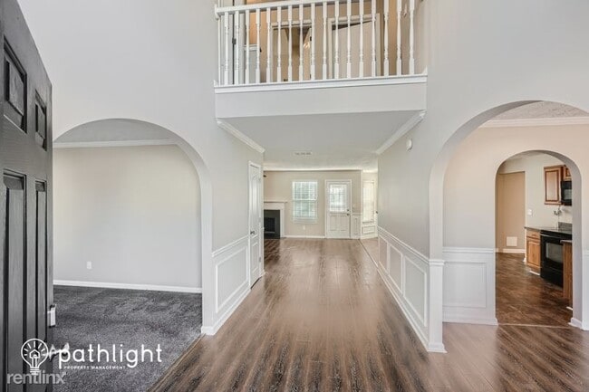 Building Photo - 5 br, 3 bath House - 3755 Georgia Drive UNIT