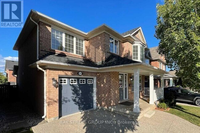Photo du bâtiment - 2436 Cornerbrooke Crescent