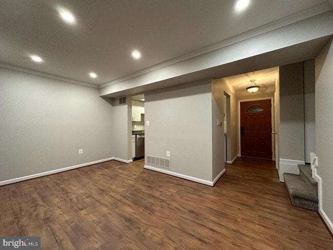 Building Photo - 1205 Springwood Ct