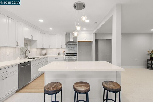 Building Photo - 1132 Running Springs Rd