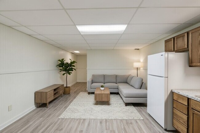 Foto del edificio - 912 N State Rd