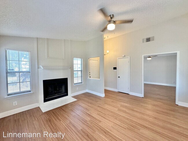 Building Photo - 3 br, 2 bath House - 1706 Mona Drive