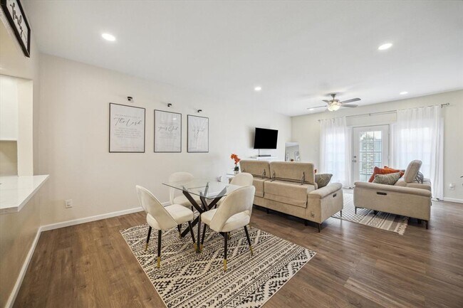Foto del edificio - 286 Wilcrest Dr