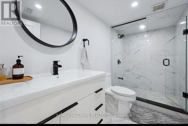 Building Photo - 110 Blair Creek Dr