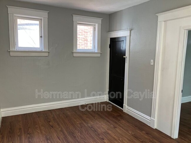 Foto del edificio - 3715 Bamberger Ave