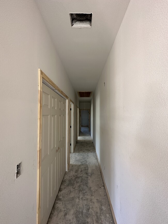 Hallway - 9887 County Road 35