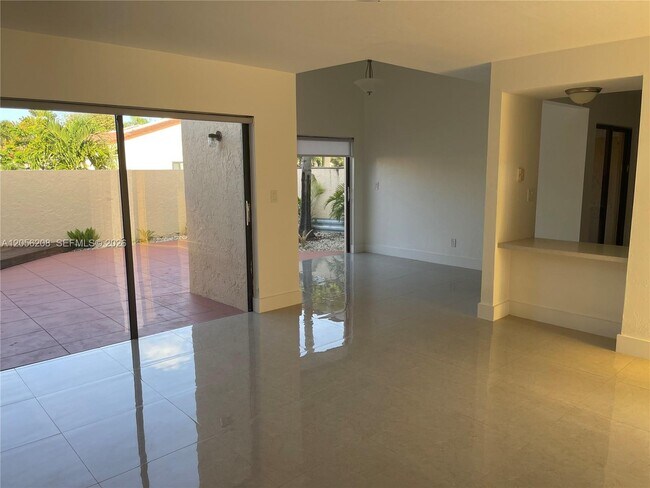 Building Photo - 8947 SW 149th Pl