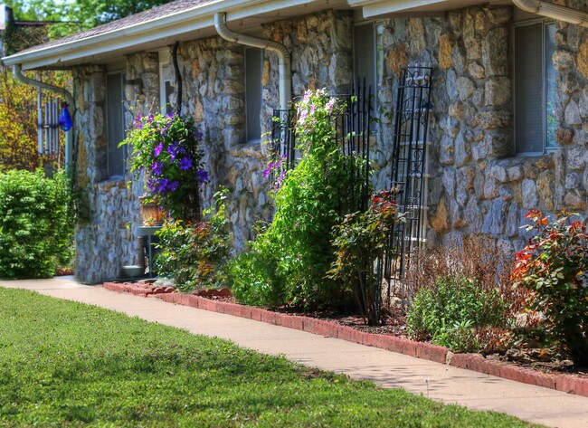 Foto del edificio - 4017 Sheridan Rd