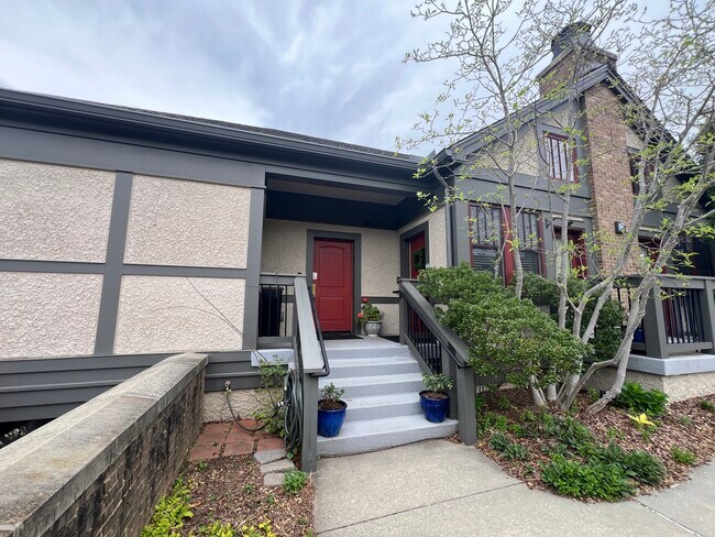 Foto del edificio - 2 Fall Pippin Ln