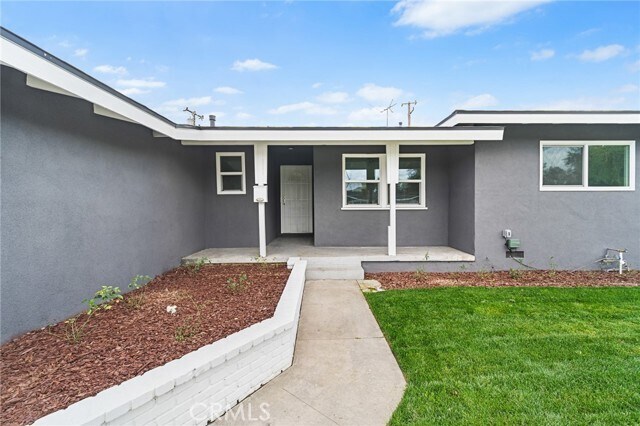 Building Photo - 4600 W Tiller Ave