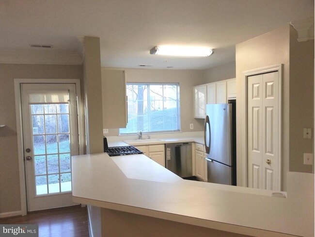 Building Photo - 12501 Hayes Ct