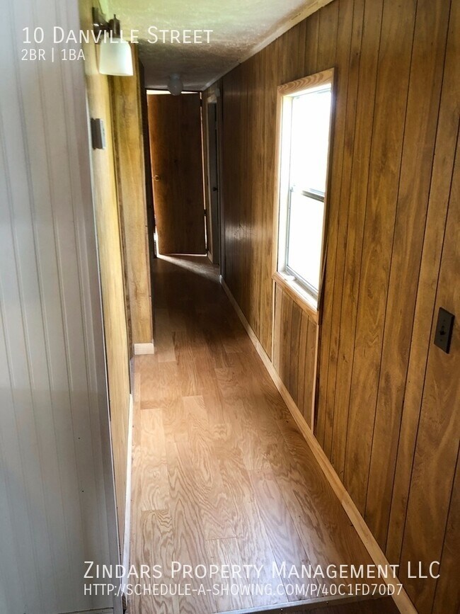 Foto del edificio - Affordable and updated 2 bedroom 1 bath mo...