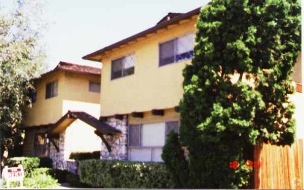 Foto del edificio - 4560 Hamilton Ave