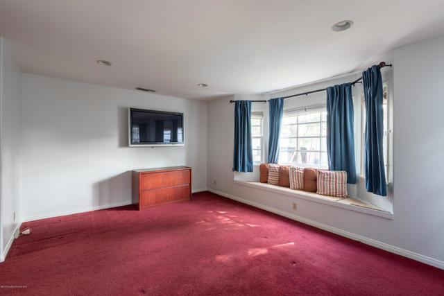 Foto del edificio - 2182 E Dudley St