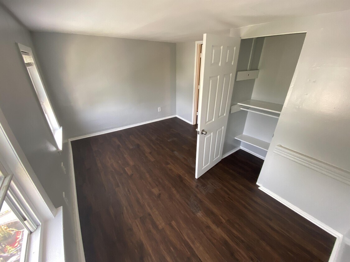 6319 Clayton Ave, Pennsauken Township, NJ 08109 House Rental in