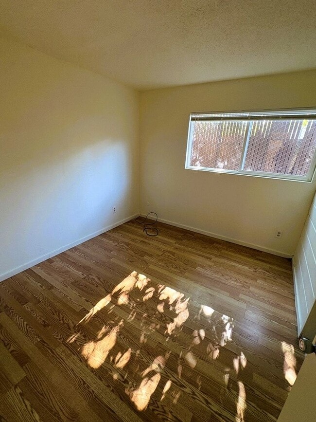 Building Photo - 8225-8227 Dowling St.