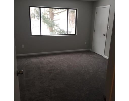 Foto del edificio - 36 Sterling Ln