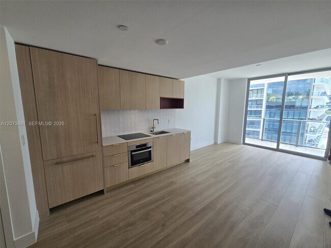 Foto del edificio - 90 NE 32nd St