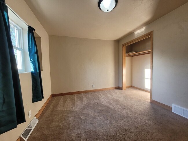 Foto del edificio - 2419 S Jackson St