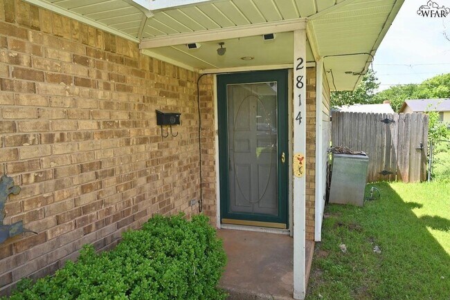 Building Photo - 2814 McGaha Ave