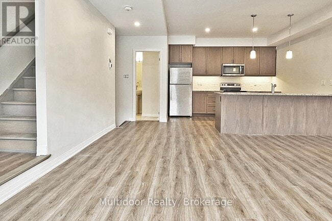 Building Photo - 51 Sparrow Ave