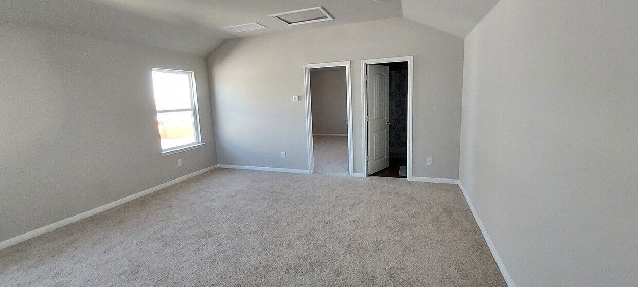 Primary Photo - 170 Coralbean Dr