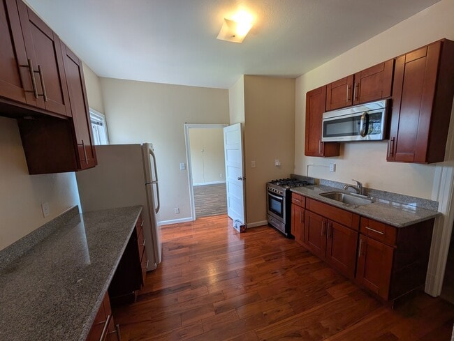 Building Photo - 2122 Dwight Way