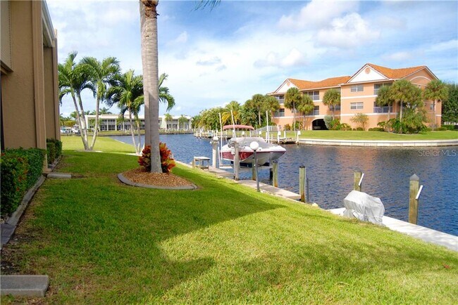 Building Photo - 1439 Mediterranean Dr