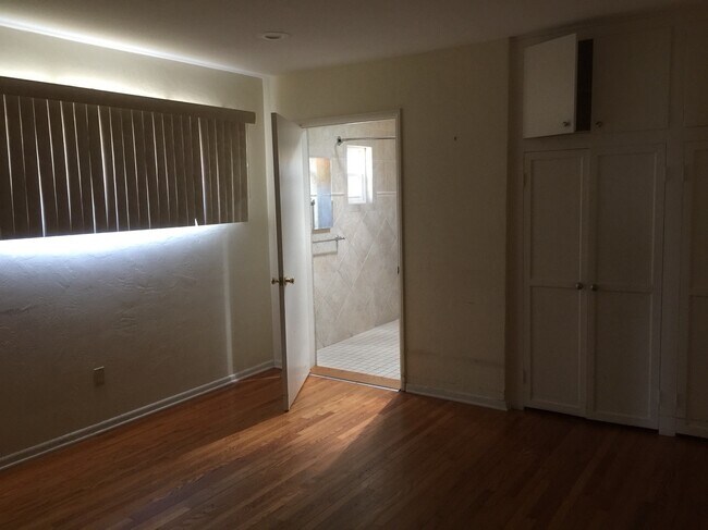 Building Photo - 5104 63rd St