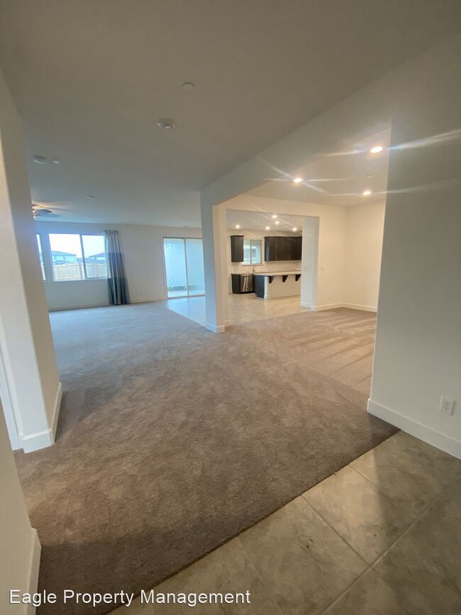Building Photo - 5 br, 3 bath House - 9480 Sedgefield Avenue
