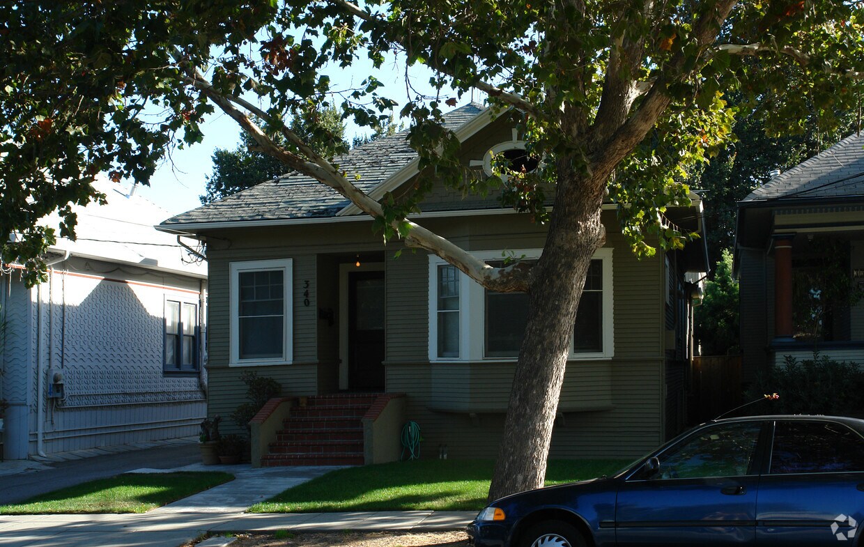 Foto del edificio - 340 Gifford Ave
