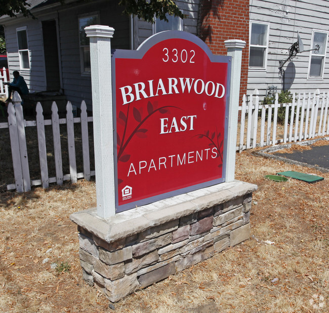 Foto del edificio - Briarwood East Apartments