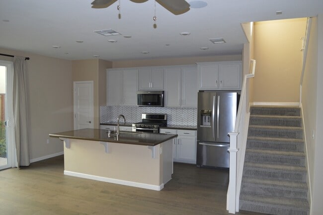Building Photo - 8876 Ariston Ln