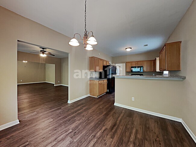 Foto del edificio - 4813 Madison Point Cir