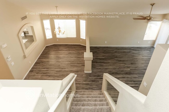Foto del edificio - 8748 Autumn Valley Ave