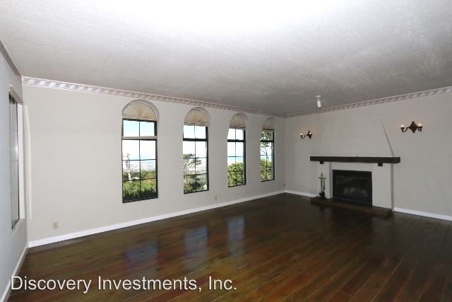 Building Photo - 6533 Castle Dr