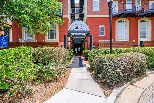 Foto del edificio - 2840 Peachtree Rd NW