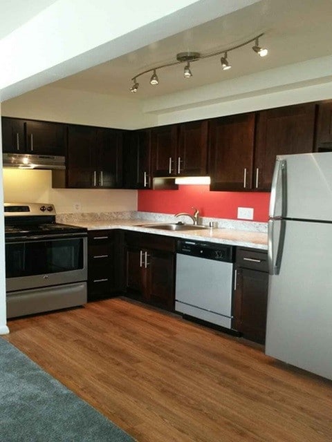 Primary Photo - Dunlea Apartments