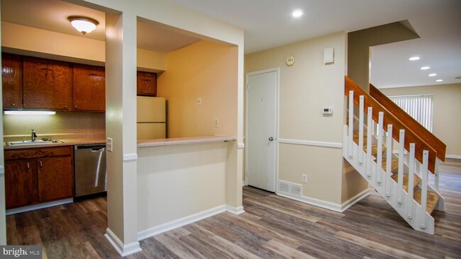 Building Photo - 2308 Aspen Cir