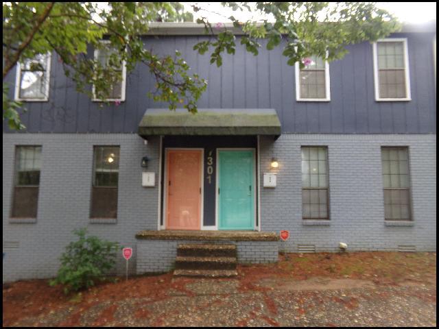 Foto principal - 7301 Indiana Ave