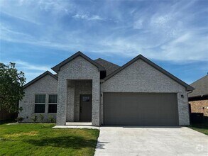 Building Photo - 903 Hardaway Ln