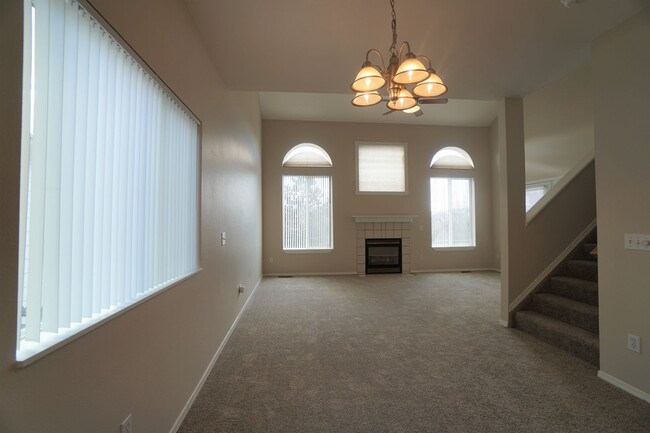 Building Photo - 3430 MacGregor Dr