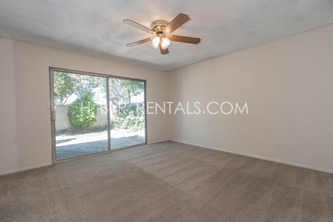 Building Photo - 1107 Douglas Fir Dr